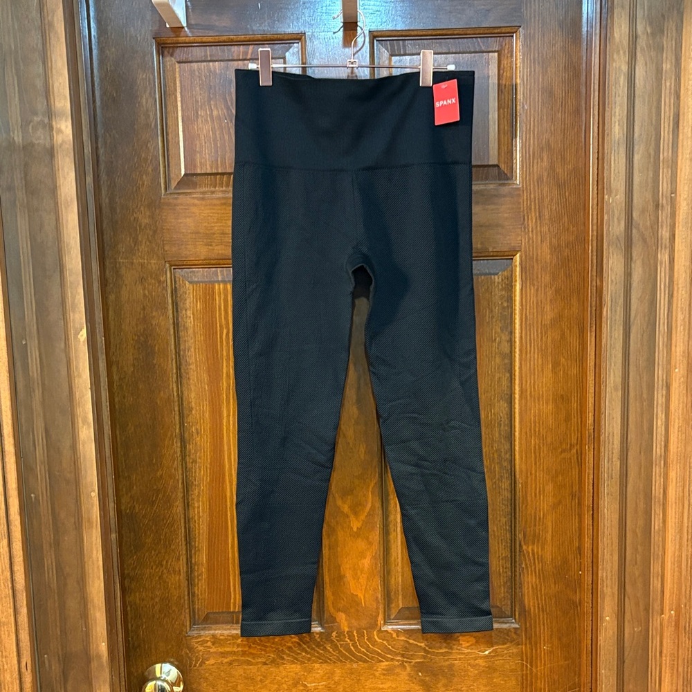 SPANX Seamless Black Leggings
